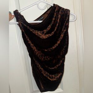 PrettyLittleThing Leopard Print Velvet Shirt